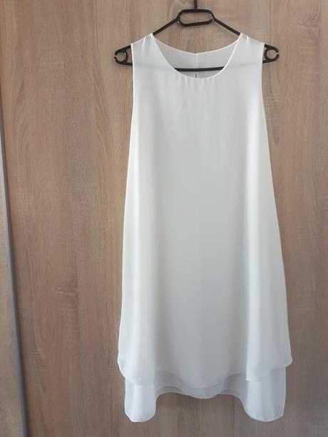 Krásne padavé šaty, l