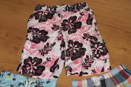 3x nenosene kratasy, plavky, 110-116, 110