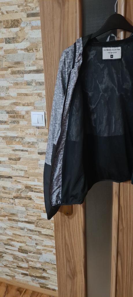 Tenka bunda na sport, terranova,m