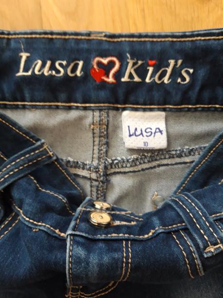 Dievčenská riflova sukňa, 146