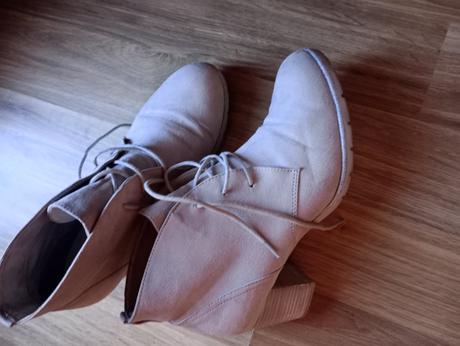 Jesenné čižmičky, 41