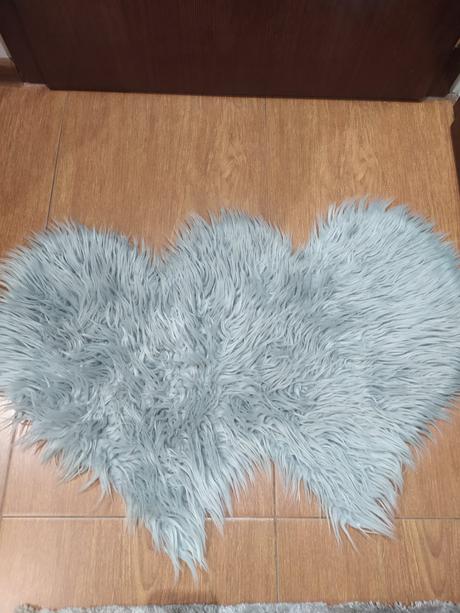 Kožušinova  podložka /koberec, 