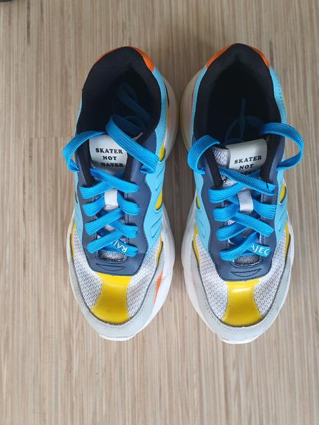 Tenisky ch13, reserved,37