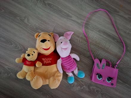 Macko pu a prasiatko, kabelka purse peta, 