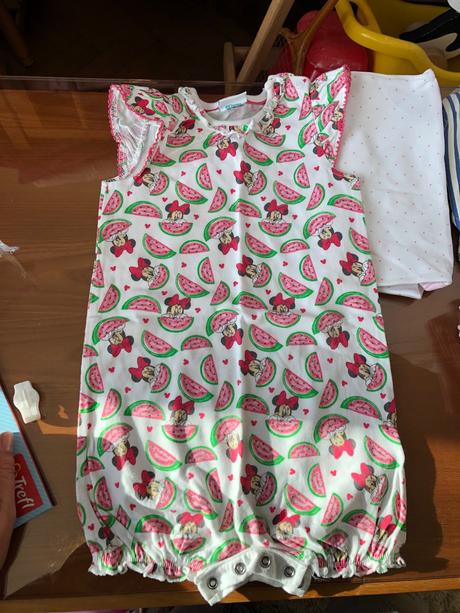 Opalovacky minnie, disney,80