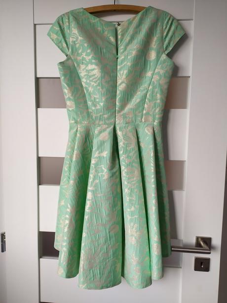 Spoločenské šaty, 36