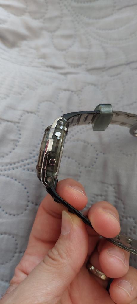 Hodiny casio baby-g, casio