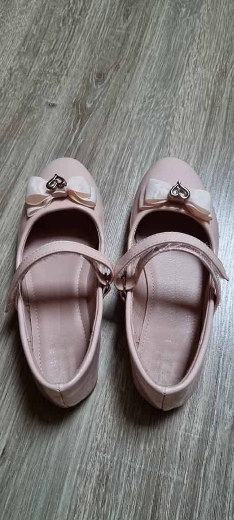 Sviatočné topánky, balerínky, nelli blu,33