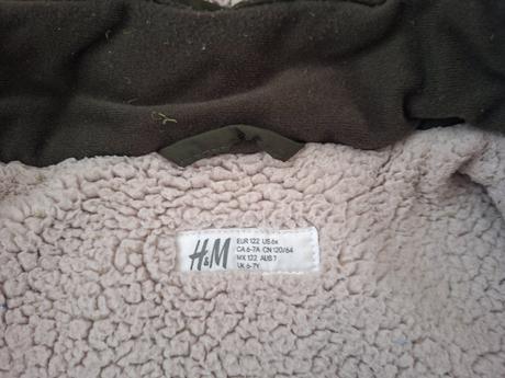 Zimna bunda, h&m,122