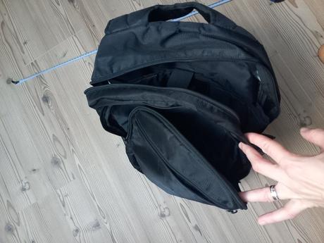 Ruksak (aj na notebook) sam 73,