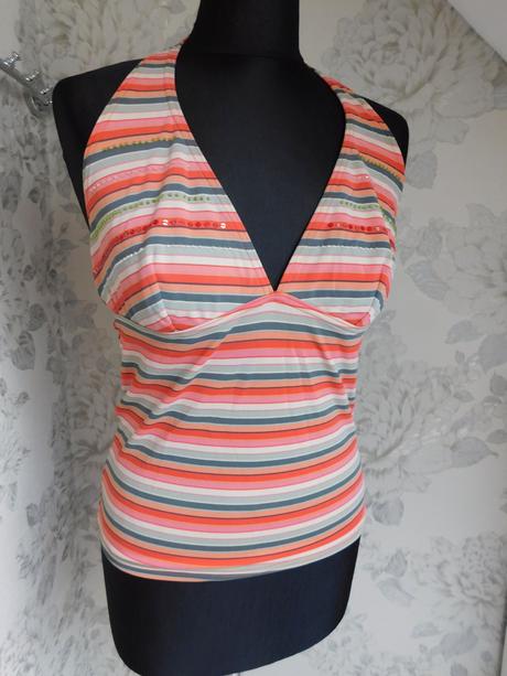 Pekny plavkovy top, f&f,40