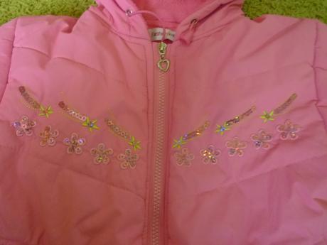 Vetrovka pre dievcatko, 104