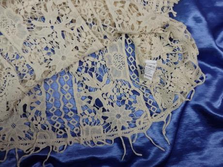 Kvalitný čipkovaný top, m