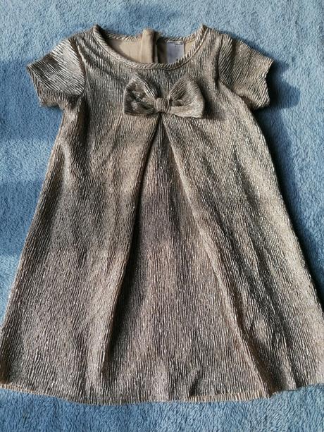 Zlatiste šaty, palomino,92