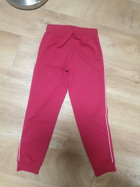 2x leginky +2x tuniky+ vesta cena spolu, 122–134