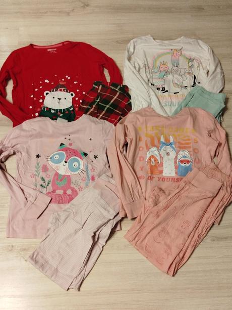 Pyžamá, 140, 4ks, c&a,140