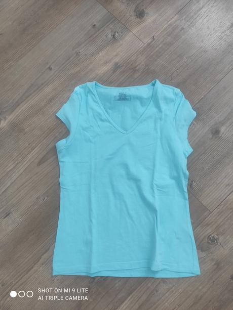 Bledo modré tričko, atmosphere,m