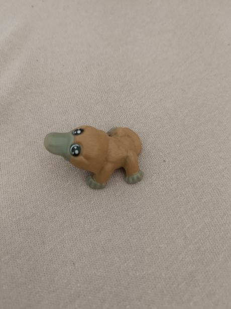 Kinder hračka ft013,