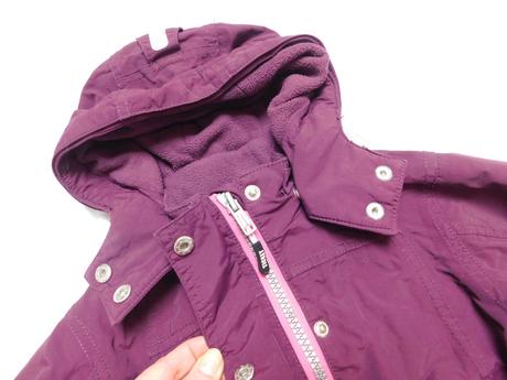 Kvalitna lyziarska bunda s odonimatelnou kapucnou, 92