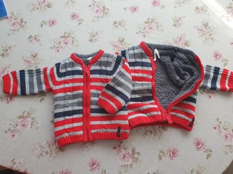 Svetríky, zateplené, 68