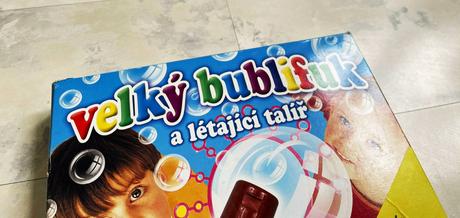 Sada- bublifuk 3 x /250 ml náplň/lietajúci tanier,