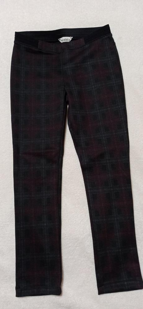 Leginy hrubsie, c&a,128