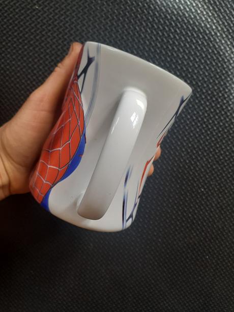 3d hrnček spider-man marvel,
