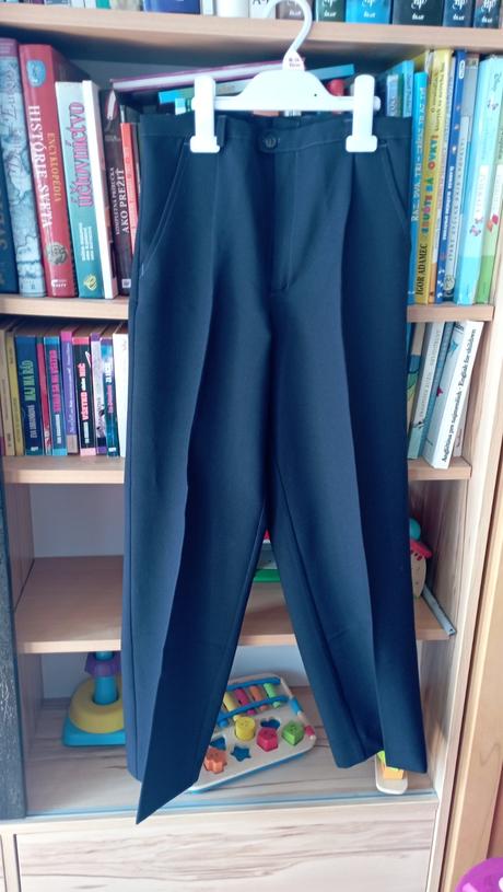 Elegantné nohavice, 152