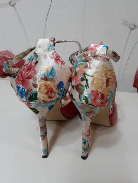 Dámske sandále, 38