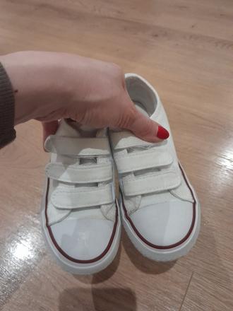 Chlapcenske tenisky, 27