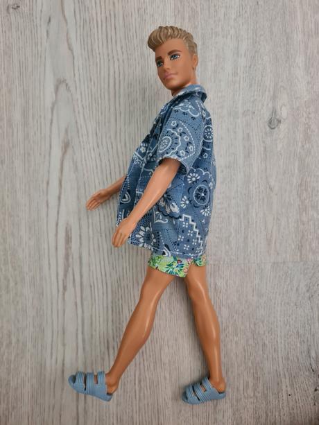 2x mattel ken,