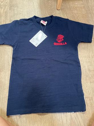 Tričko godzilla, 128