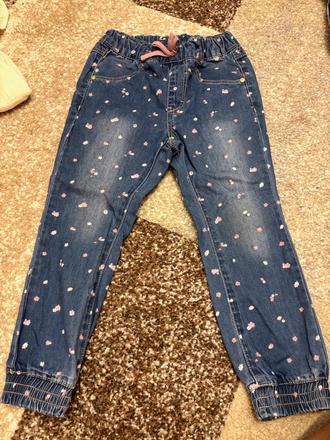 Rifle s kvietkami, kappahl,98