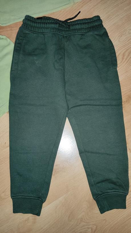 Veci do skolky, next,104