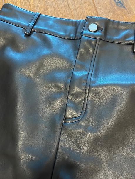 Na-kd - kožená sukňa, 38