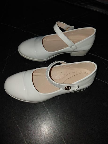 Topánky na prijímanie, 36