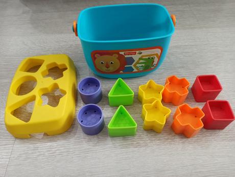 Vkladacka fisher price,