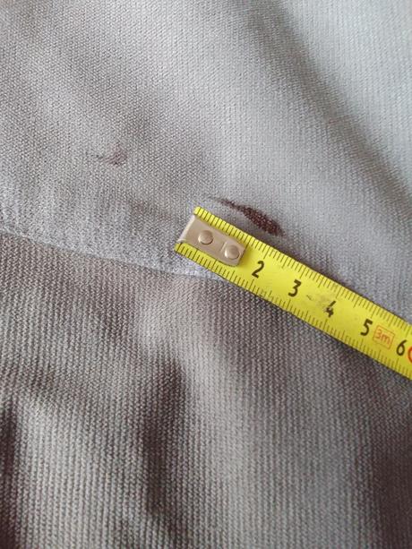 Športové nohavice, 122