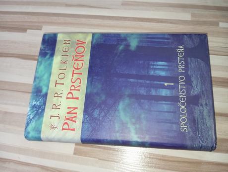 J.r.r. tolkien -pán prsteňov spoločenstvo prsteňa,
