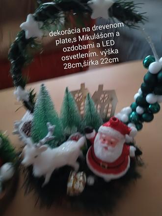 Ikebana na drevenom ps led osvetlením a mikulaškom,