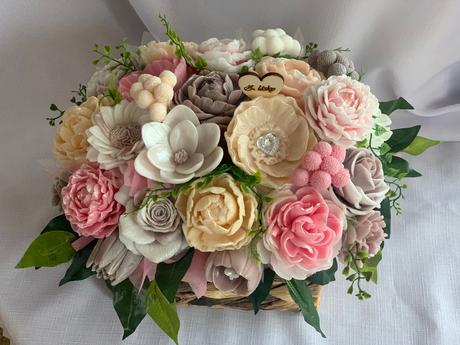 Mydlova kytica gratulačná kôš, 