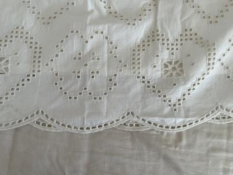 Šaty s madeirou, zara,146