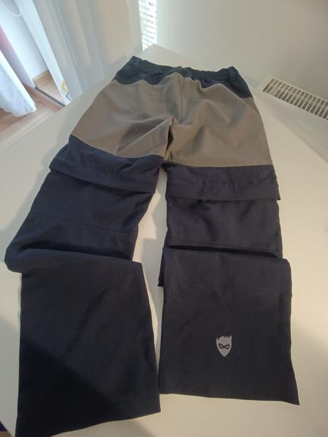 Turistické nohavice, 128