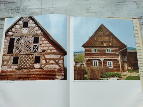 Jedinečná kniha, mencl, lidová architektúra v česk,