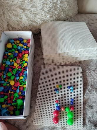 Peg art farebná mozaika s hríbikmi, 