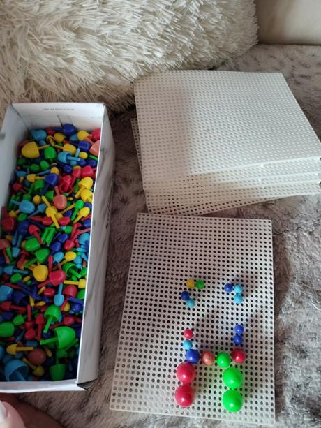 Peg art farebná mozaika s hríbikmi, 