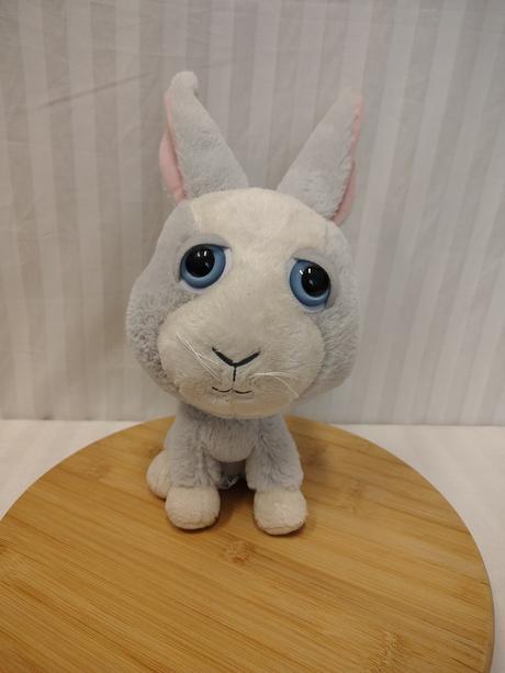Plyšový sivo biely zajac, tcc global, 32 cm, 