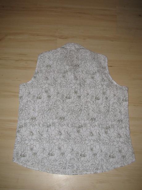 Biely top v. 48/50, 48