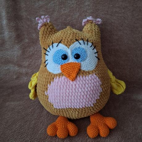 Hackovana sova s hrkalkou, 