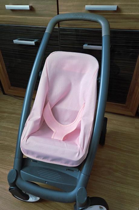 Kočík pre bábiky quinny, 